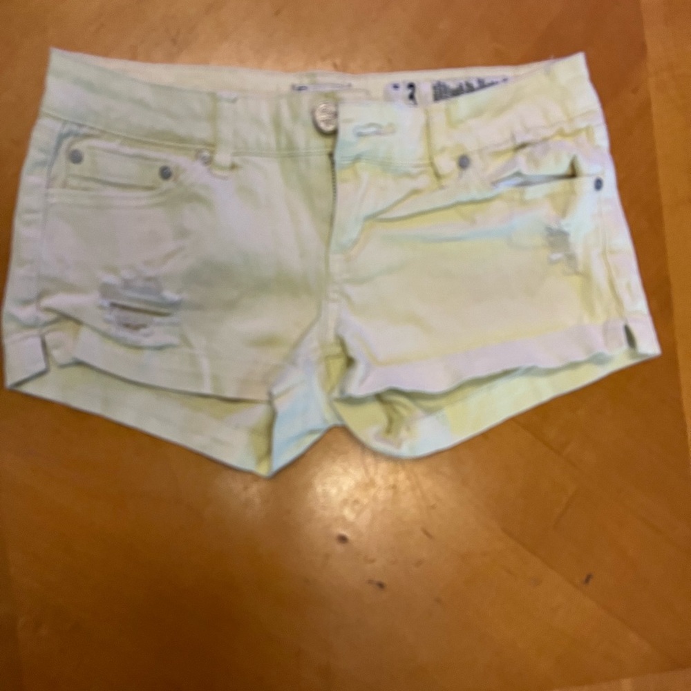 Yellow indigo rain shorts size 3